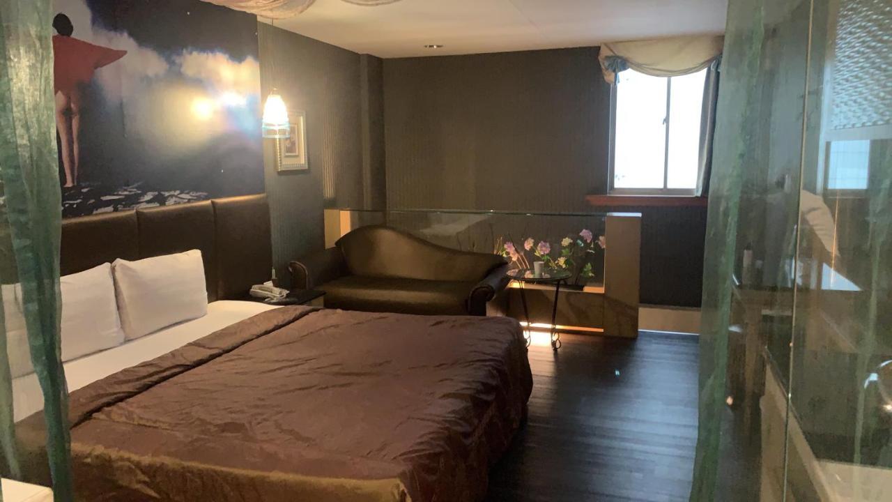 Alexander Motel Καοσιούνγκ Εξωτερικό φωτογραφία