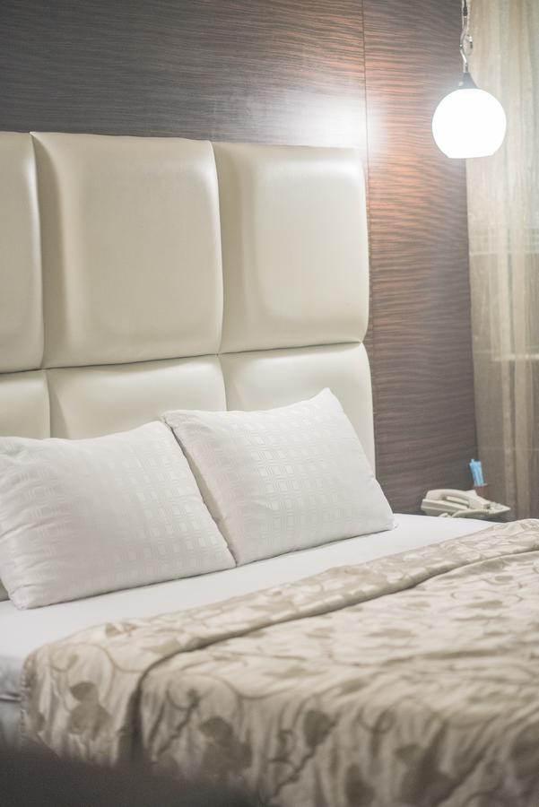 Alexander Motel Καοσιούνγκ Εξωτερικό φωτογραφία