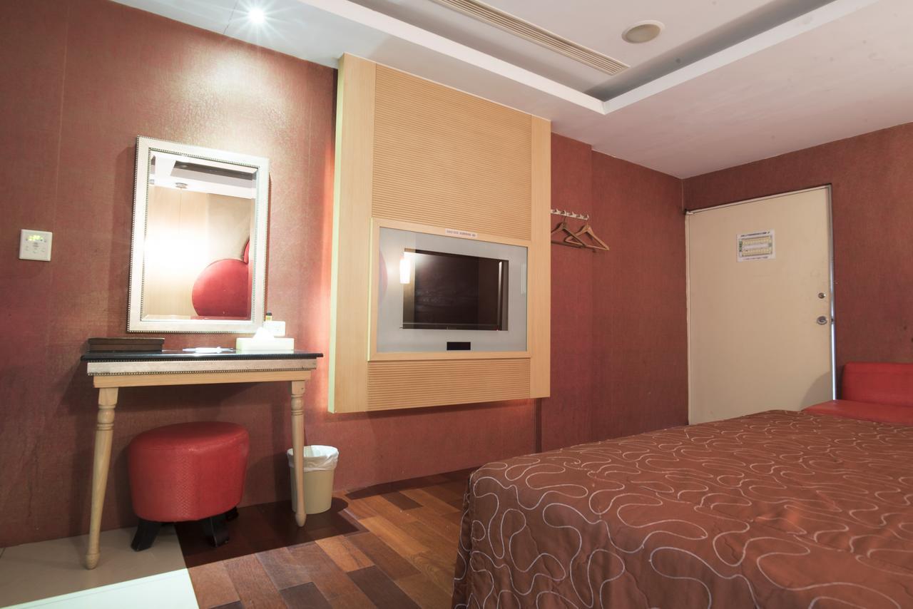 Alexander Motel Καοσιούνγκ Εξωτερικό φωτογραφία