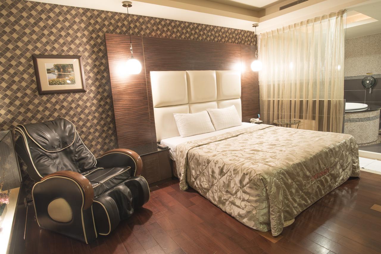 Alexander Motel Καοσιούνγκ Εξωτερικό φωτογραφία