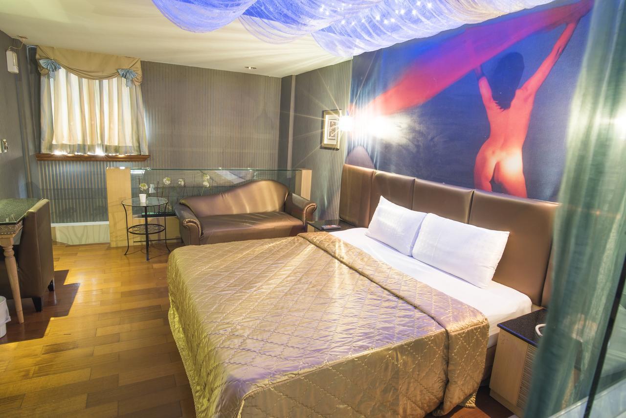 Alexander Motel Καοσιούνγκ Εξωτερικό φωτογραφία
