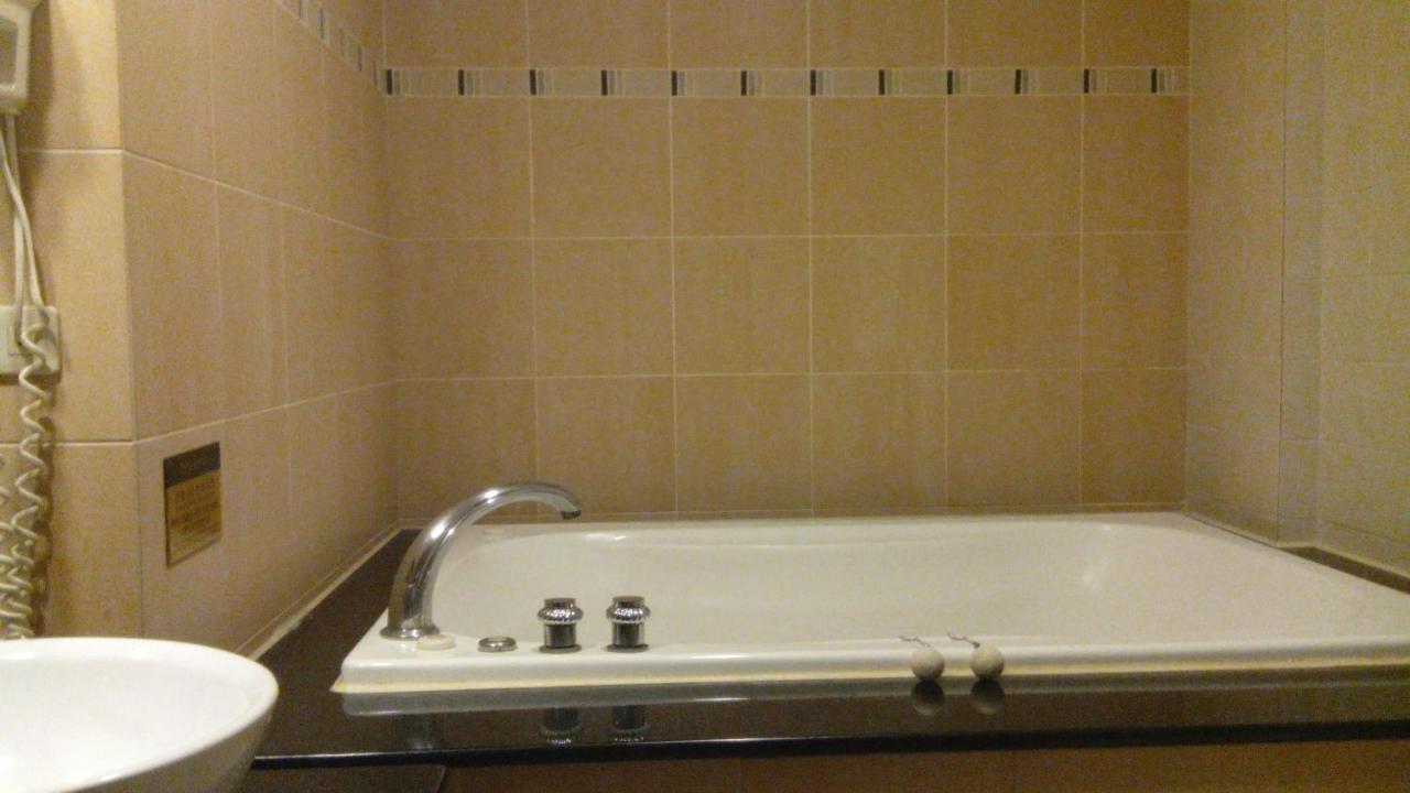 Alexander Motel Καοσιούνγκ Εξωτερικό φωτογραφία
